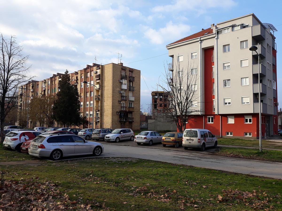 Apartment Azzuro Újvidék Kültér fotó